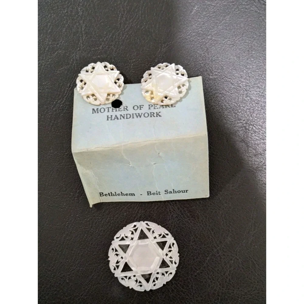 Vtg STAR OF DAVID MOTHER OF PEARL BROOCH Earring Set Ergo Handcarved